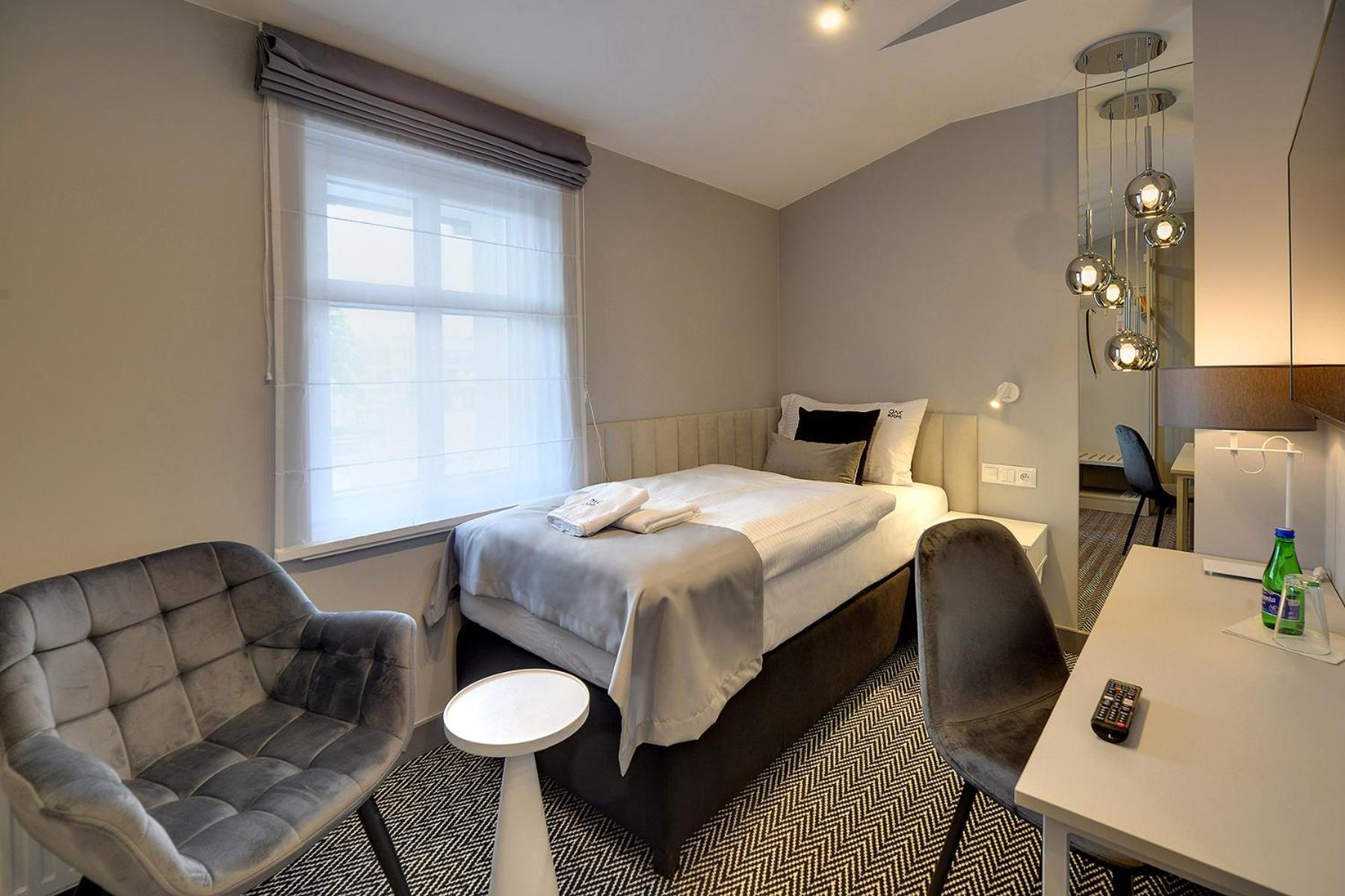 Oak Rooms Oborniki Śląskie 외부 사진